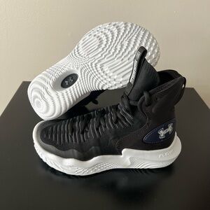 Under Armour UA Ace Highlight Volleyball Shoes | Black | Women’s 5 | NEW